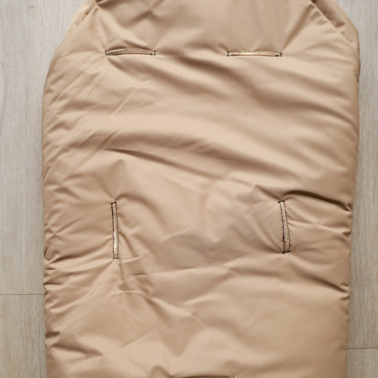 Premium Baby- Kinderwagenfußsack mit Lammfell (Champagner-Gold, Olive, Schlamm, Anthrazit, Dunkelblau oder Schwarz)