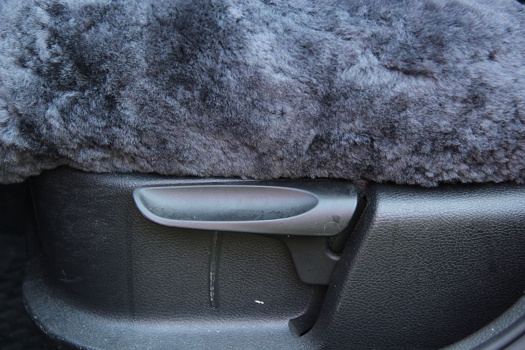 Premium Autofell für Autositze mit Airbag im Sitz (Anthrazit)