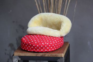 Lammfell Fußsack Fußwärmer (Schwarz, Rot oder Blau)