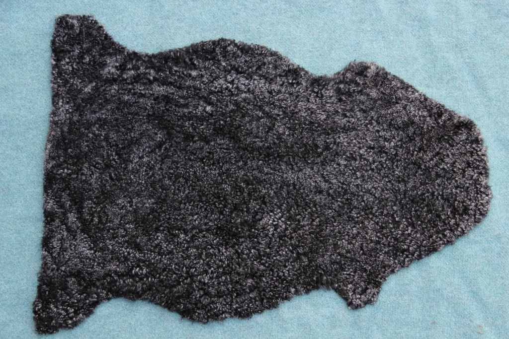 Lammfell Curly - Graphit - (geschoren gelockt grau schwarz)