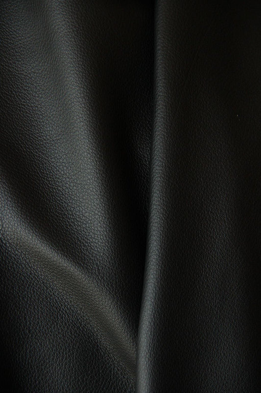 Autoleder Nappa Schwarz: Luxuriöse Eleganz für Ihre Fahrzeuginnenausstattung