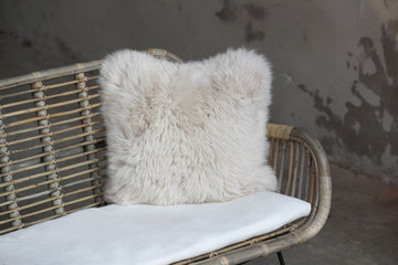 Lammfell Kissen Perl