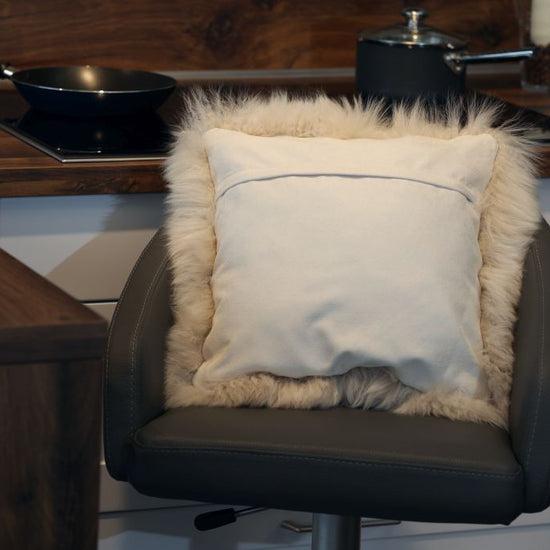Lammfell Kissen Perl