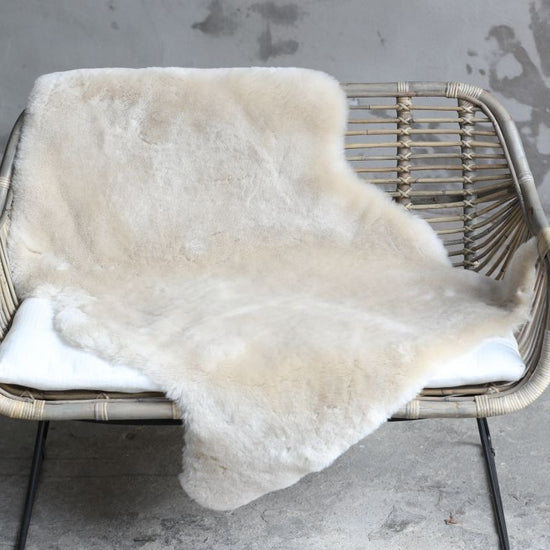 Lammfell XXL Perl (Hellbeige, Grau, Weiß geschoren)