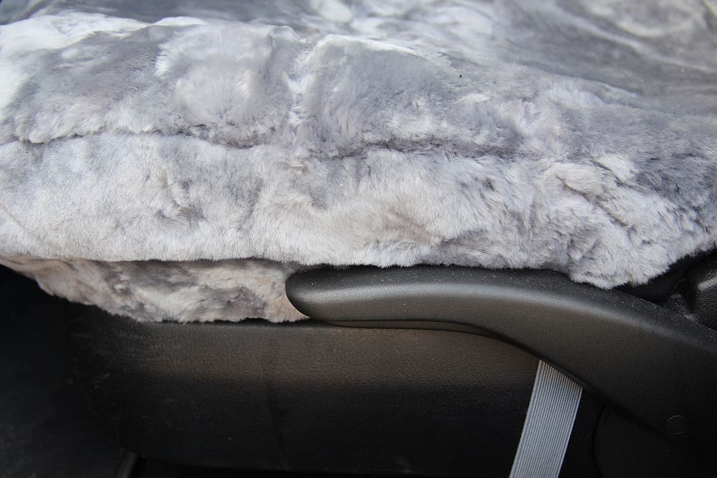 Premium Autofell für Autositze mit Airbag im Sitz (Silber)