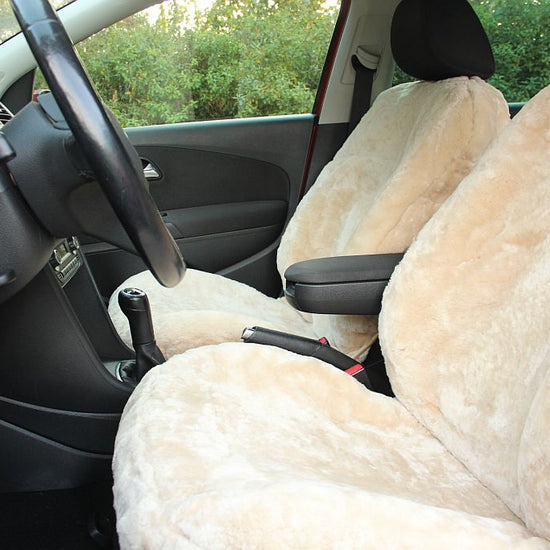 Premium Autofell mit Airbagnaht im Sitz (Beige)