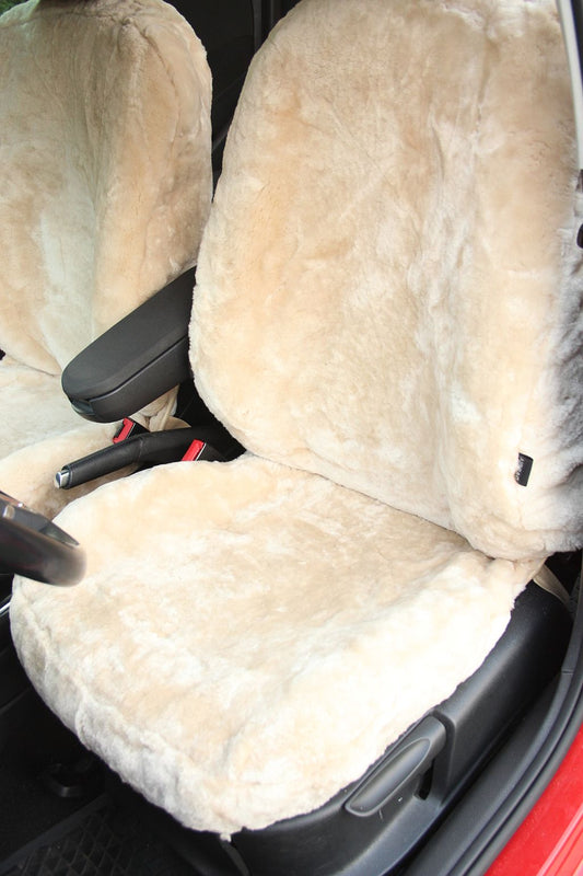 Premium Autofell mit Airbagnaht im Sitz (Beige)