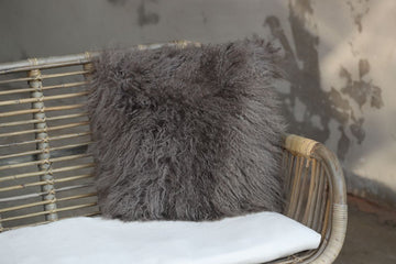 Tibet Lammfellkissen Stone