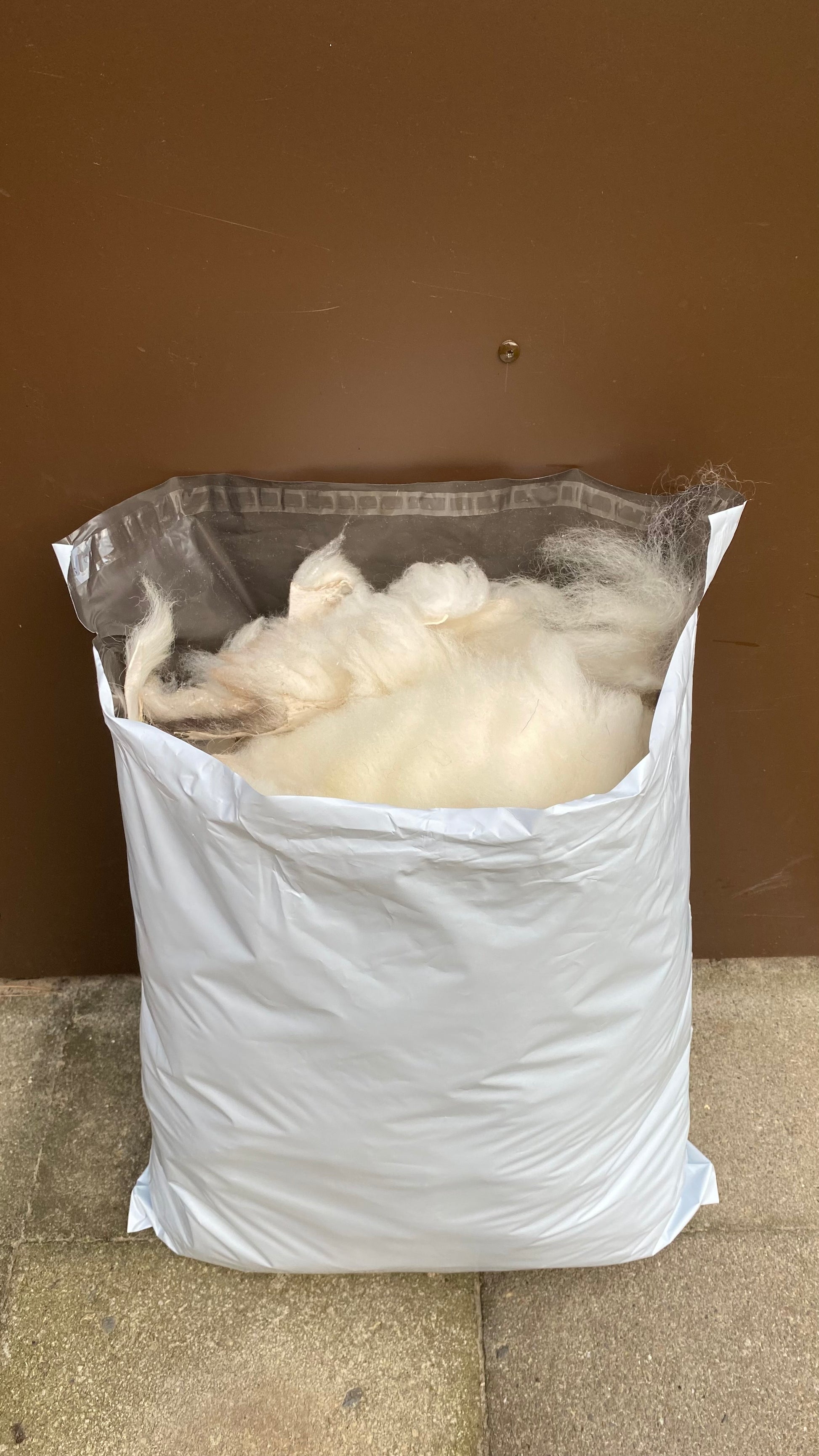 Lammfell-Reste (kleine Stücke zum Basteln)