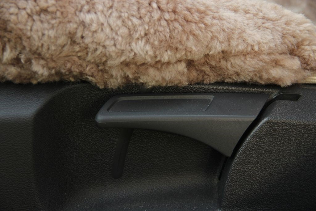 Premium Autofell für Autositze mit Airbag im Sitz (Sand)