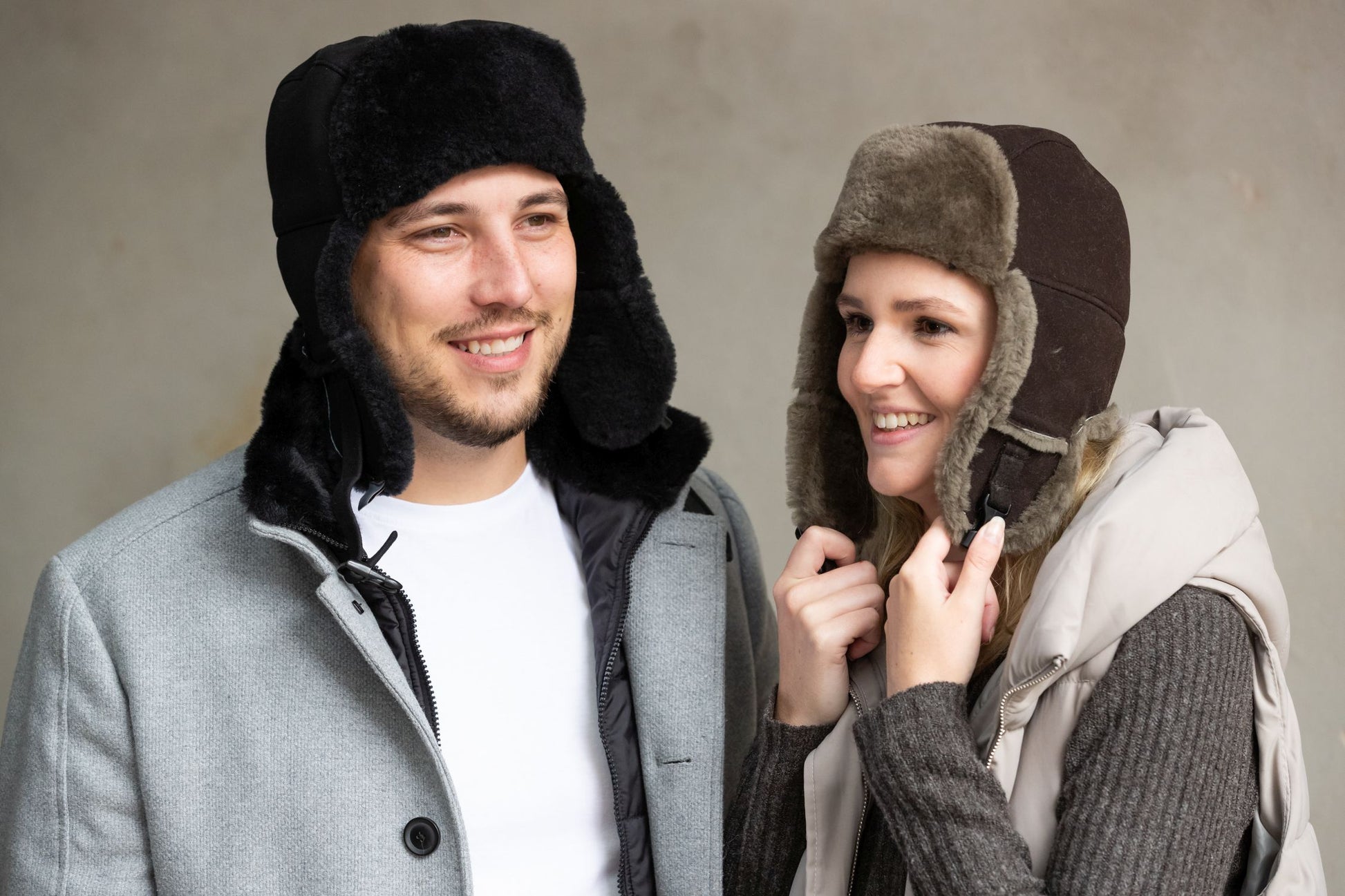 Mütze aus Lammfell schwarz