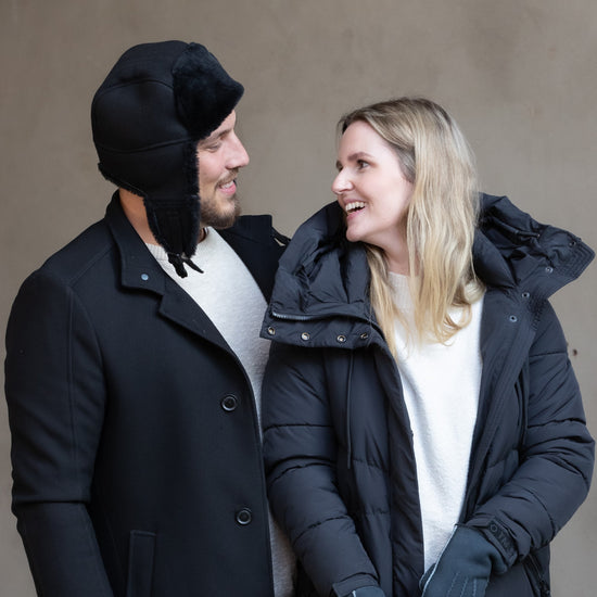 Mütze aus Lammfell schwarz