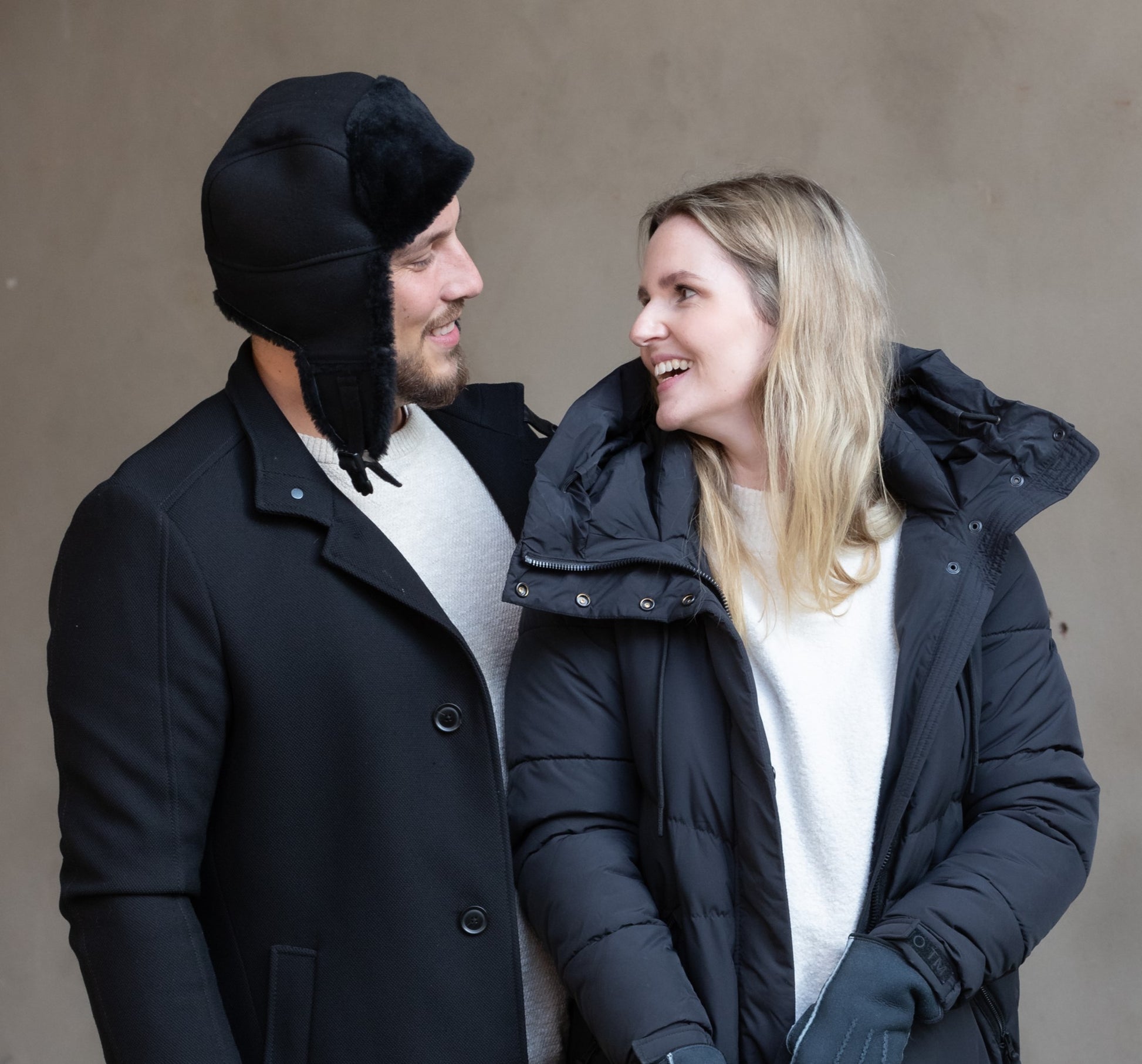 Mütze aus Lammfell schwarz