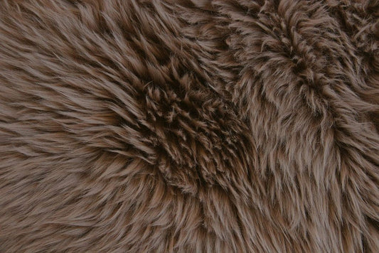 Lammfell Taupe (grau braun)