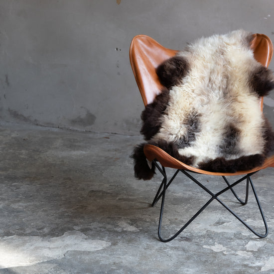 Lammfell Braun mit Silberrücken (Naturfarben)