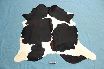 Kuhfell Schwarz Braun Weiß gepunktet (3354)