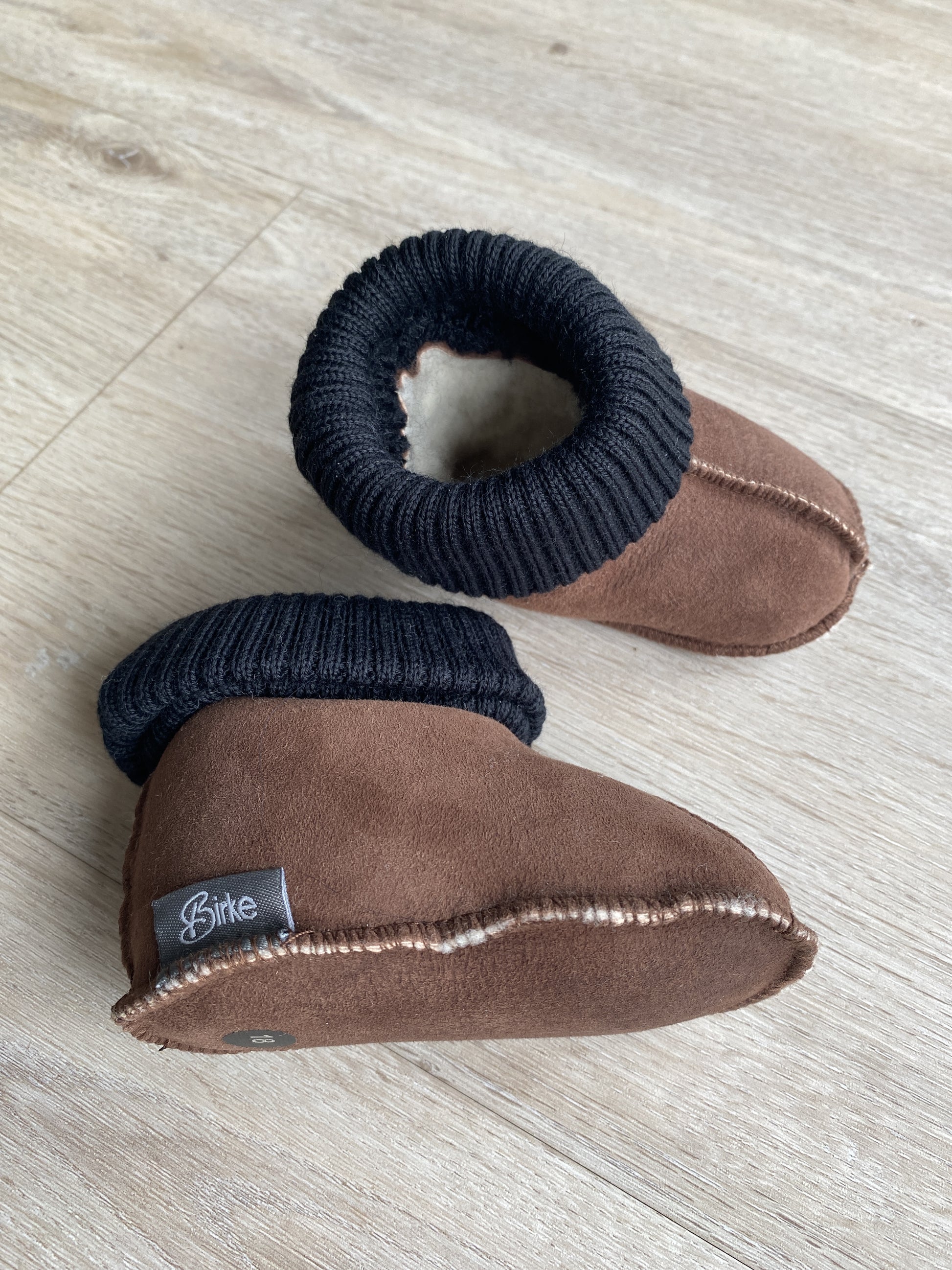 Lammfell Babyschuhe Jave (Braun)