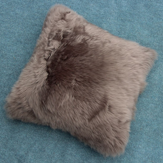 Lammfell Kissen Stone