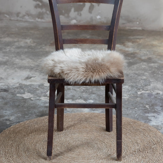 Lammfell Sitzauflage Rund Taupe (braun)