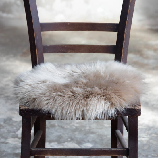 Lammfell Sitzauflage Rund Taupe (braun)