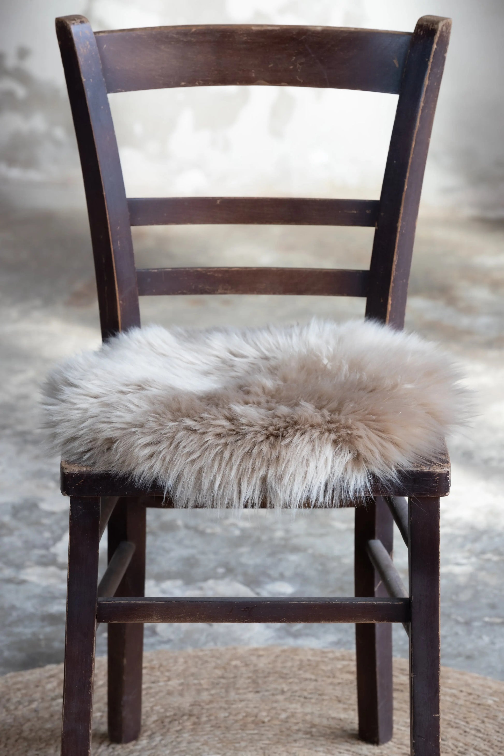 Lammfell Sitzauflage Rund Taupe (braun)