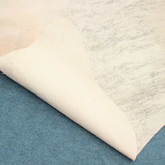 Kuhfell Grau Beige Weiß getigert (3417)