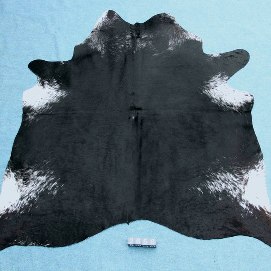 Kuhfell Schwarz Weiß gesprenkelt (2656) 2-3 qm