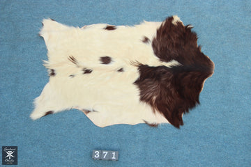 Naturbelassenes Ziegenfell (371) – Ökologisch in Deutschland gegerbt