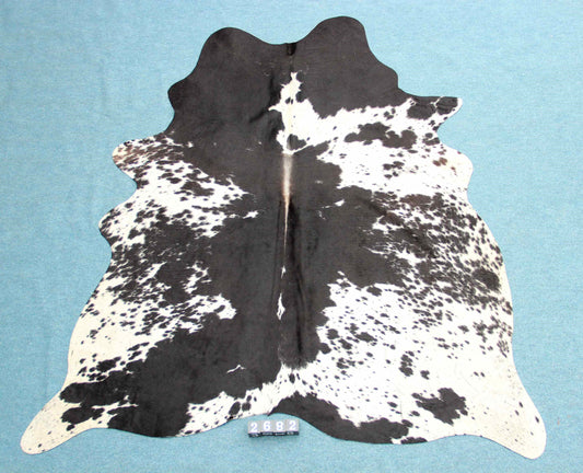 Kuhfell Schwarz Weiß (2682) 2-3 qm gesprenkelt