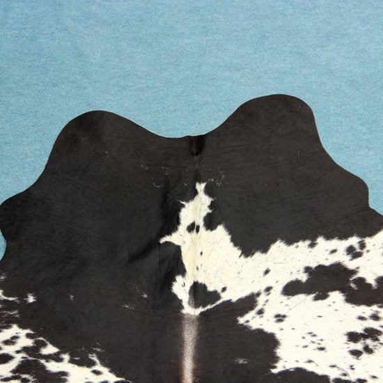 Kuhfell Schwarz Weiß (2682) 2-3 qm gesprenkelt