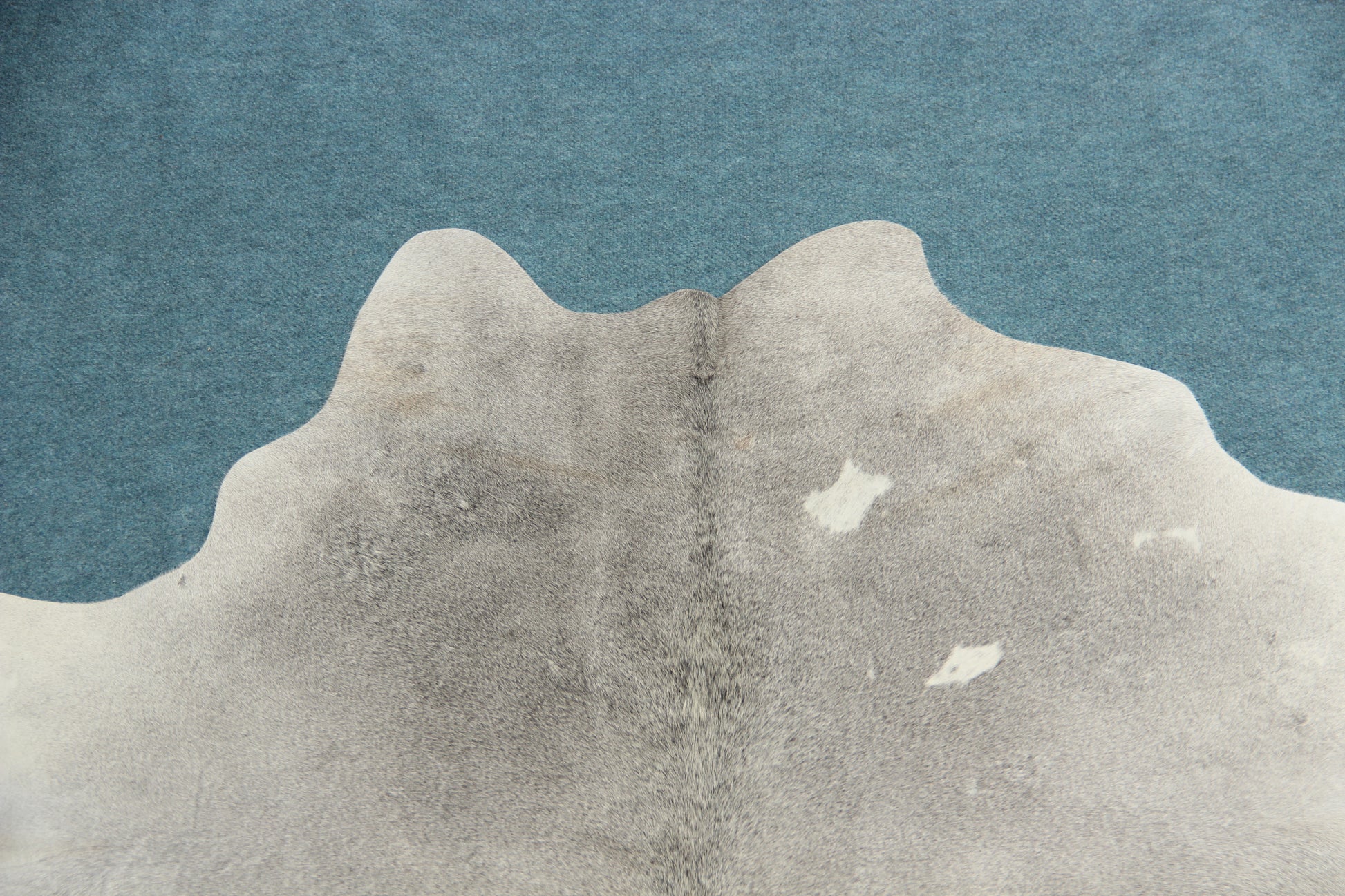 Kuhfell Grau Weiß (2686) 2-3 qm